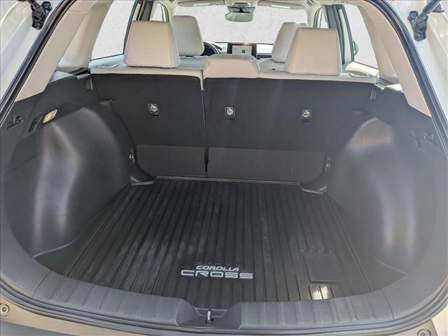 Certified 2024 Toyota Corolla Cross L image 7