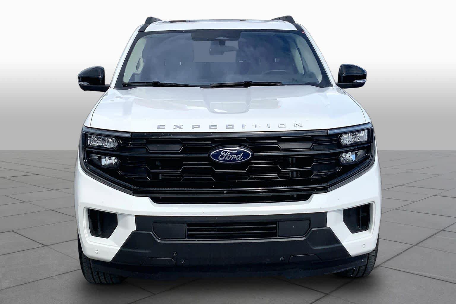 Certified 2025 Ford Expedition Max Active RWD image 4