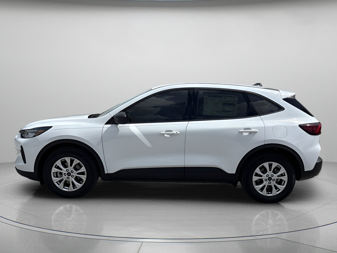 Used 2025 Ford Escape Active w/ Cold Weather Package FWD image 5
