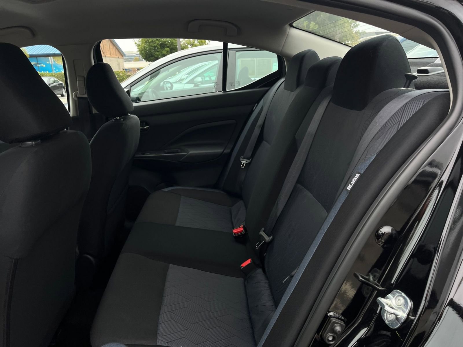 Used 2025 Nissan Versa SV FWD image 25