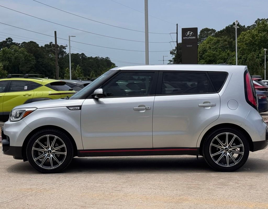 Used 2017 Kia Soul ! w/ Tech Package FWD image 13