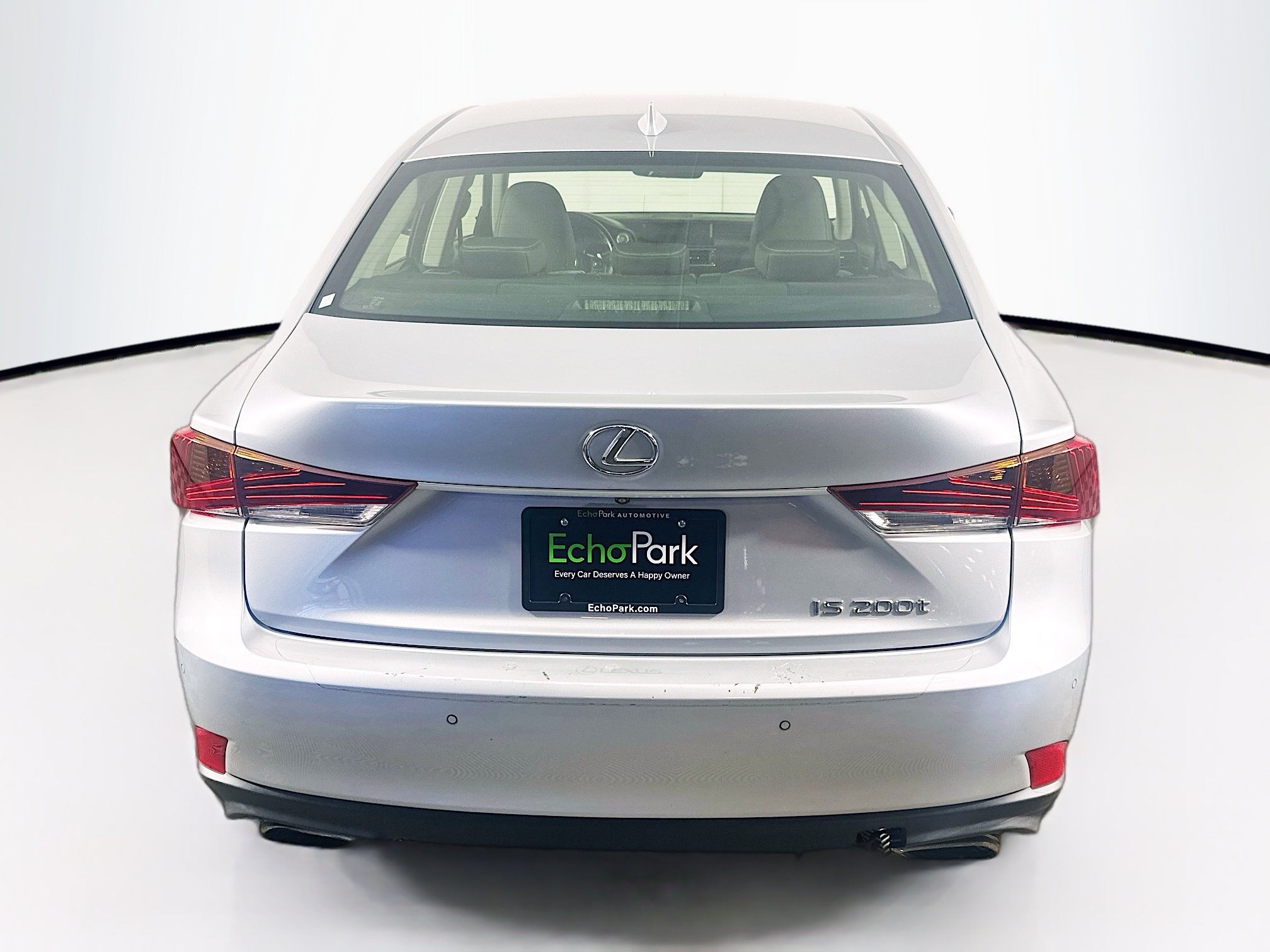 Used 2017 Lexus IS 200t w/ Premium Package RWD image 7