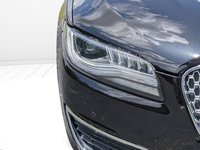 Used 2020 Lincoln MKZ Reserve w/ Elements Package FWD image 9