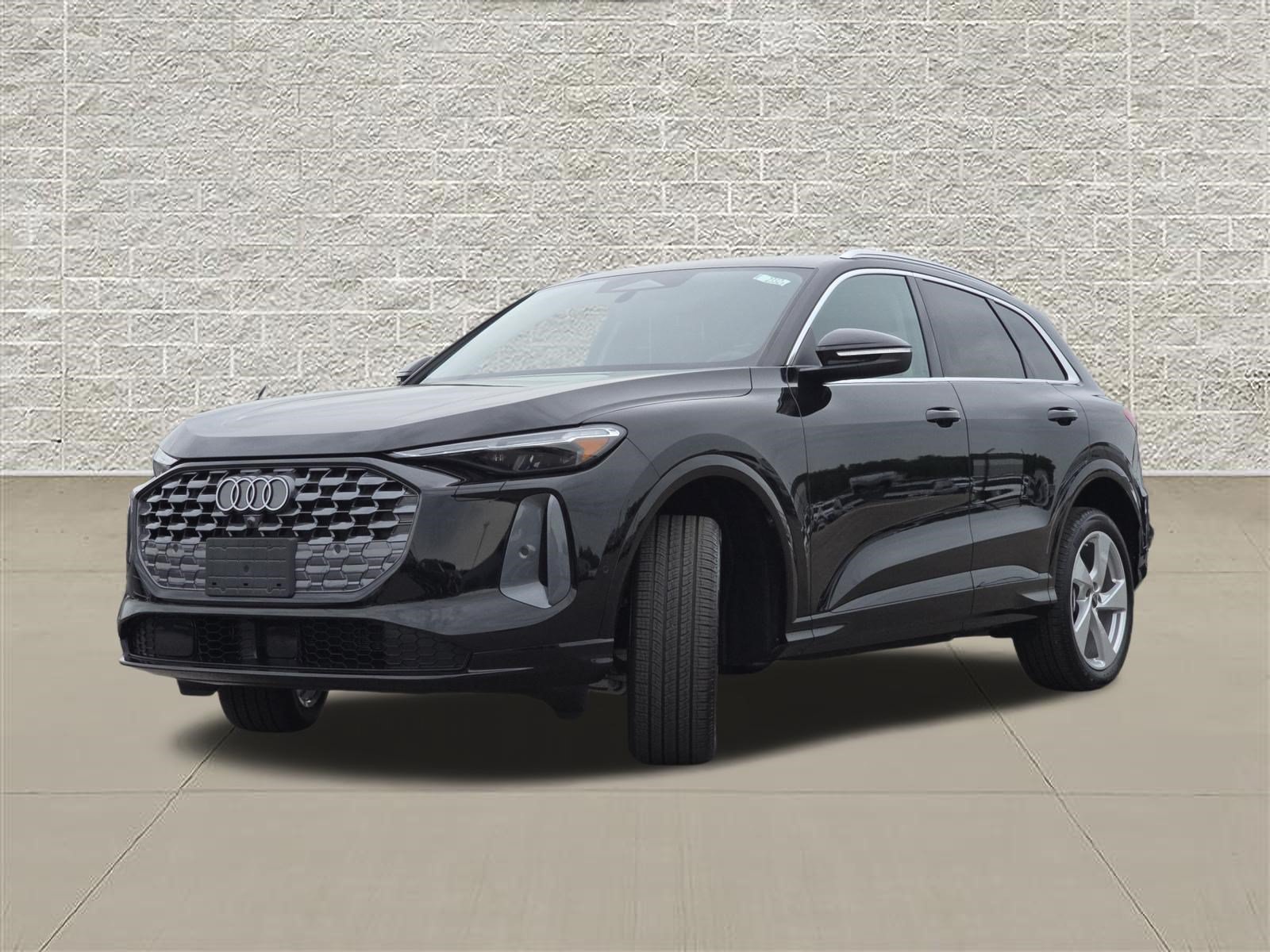 New 2026 Audi Q5 Premium Plus AWD/4WD image 3
