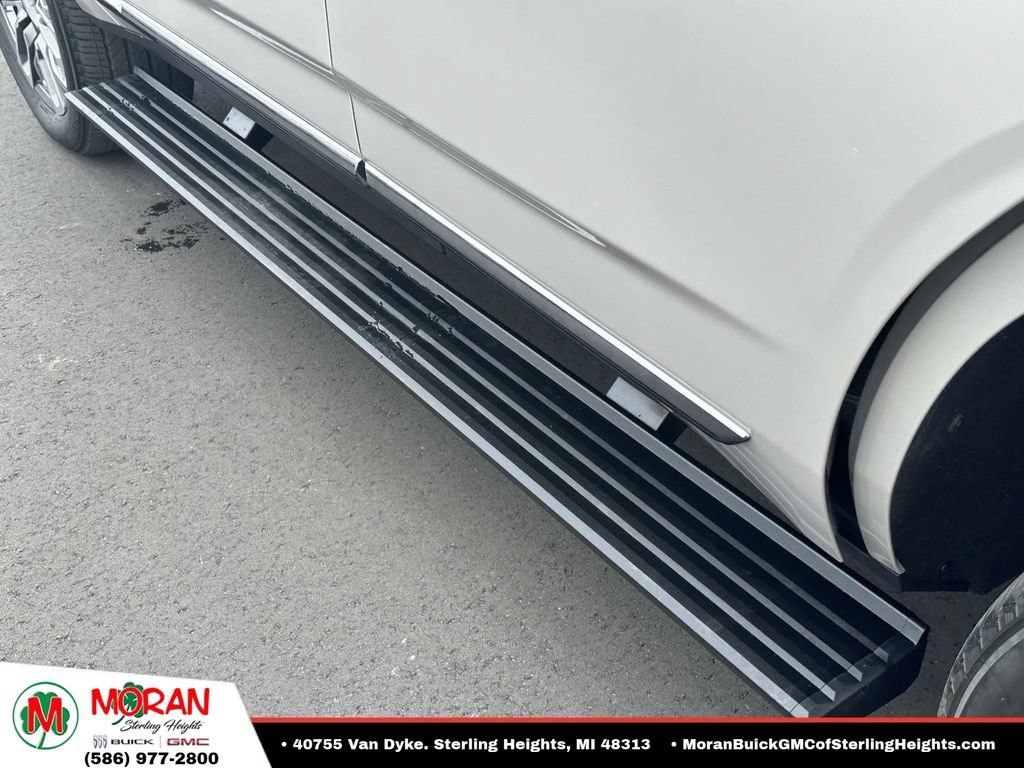 Certified 2023 GMC Yukon Denali Ultimate AWD/4WD image 10