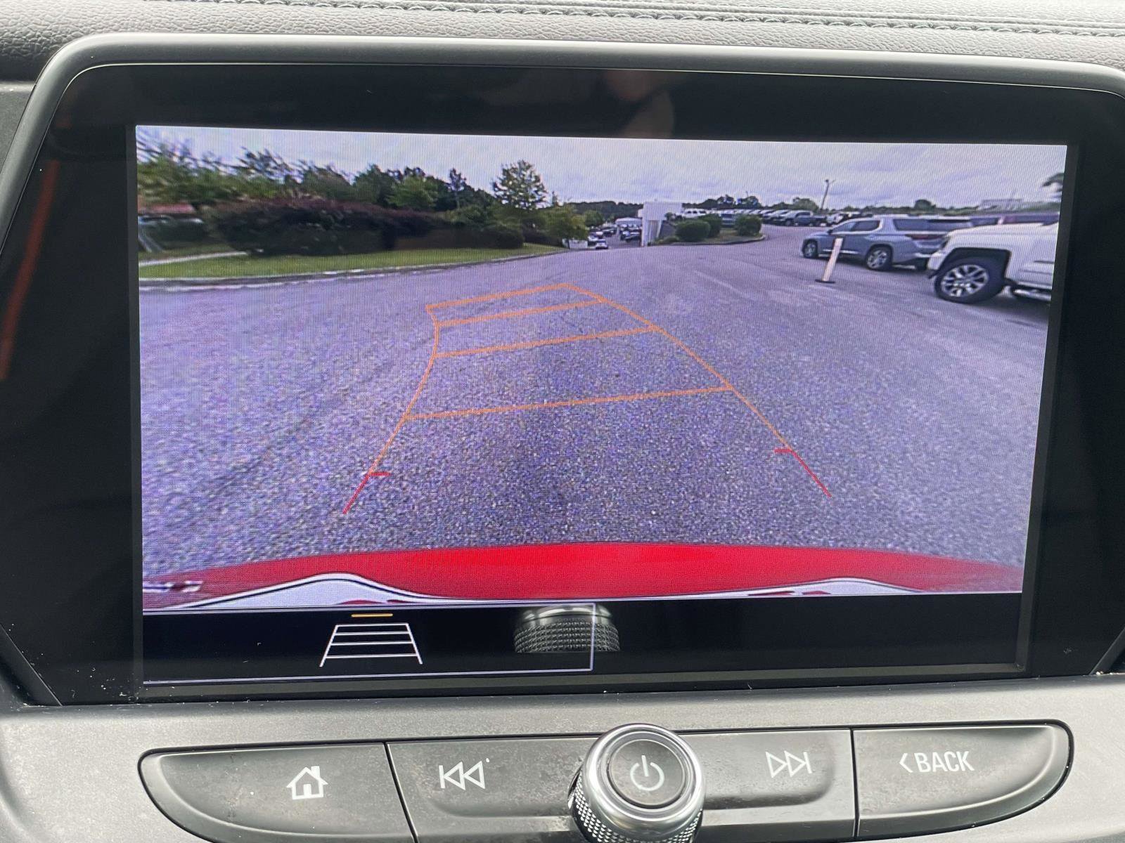Used 2021 Chevrolet Blazer LT FWD image 22
