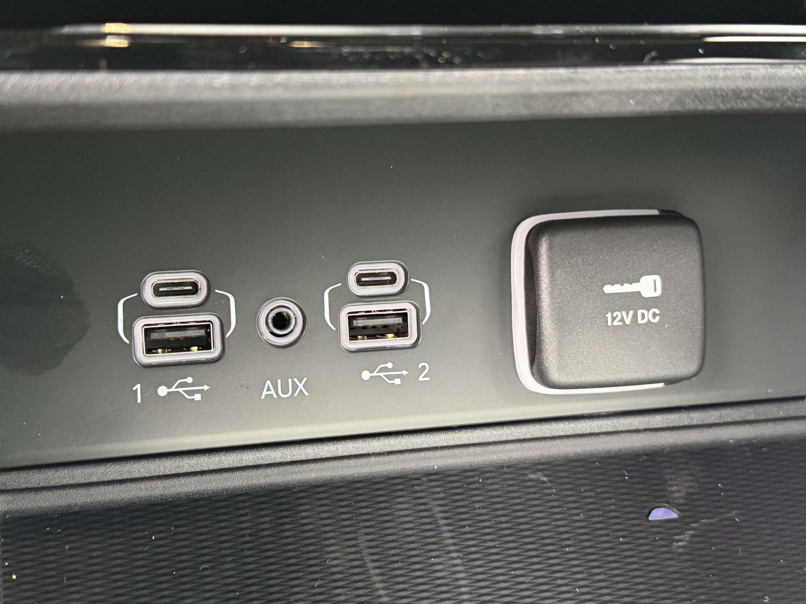 New 2025 Jeep Grand Cherokee L Laredo w/ Luxury Tech Group I AWD/4WD image 6