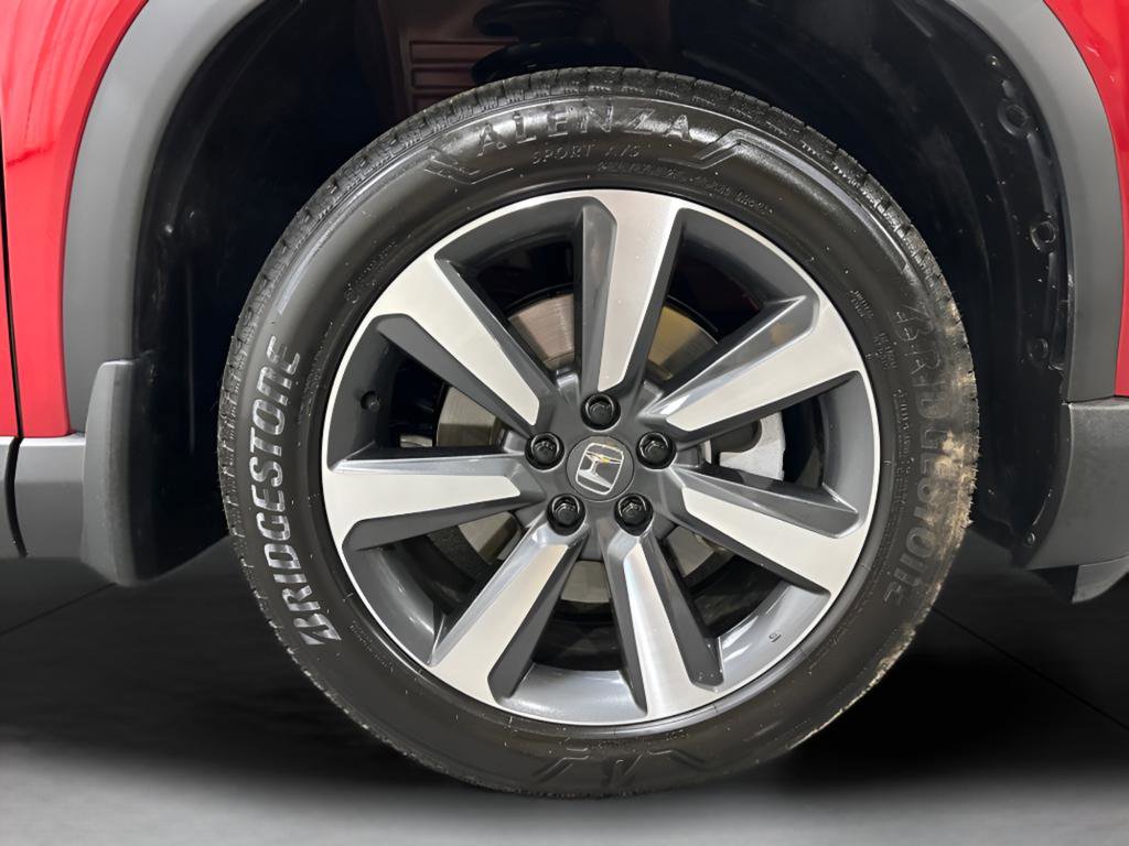 Certified 2025 Honda Pilot Touring image 29