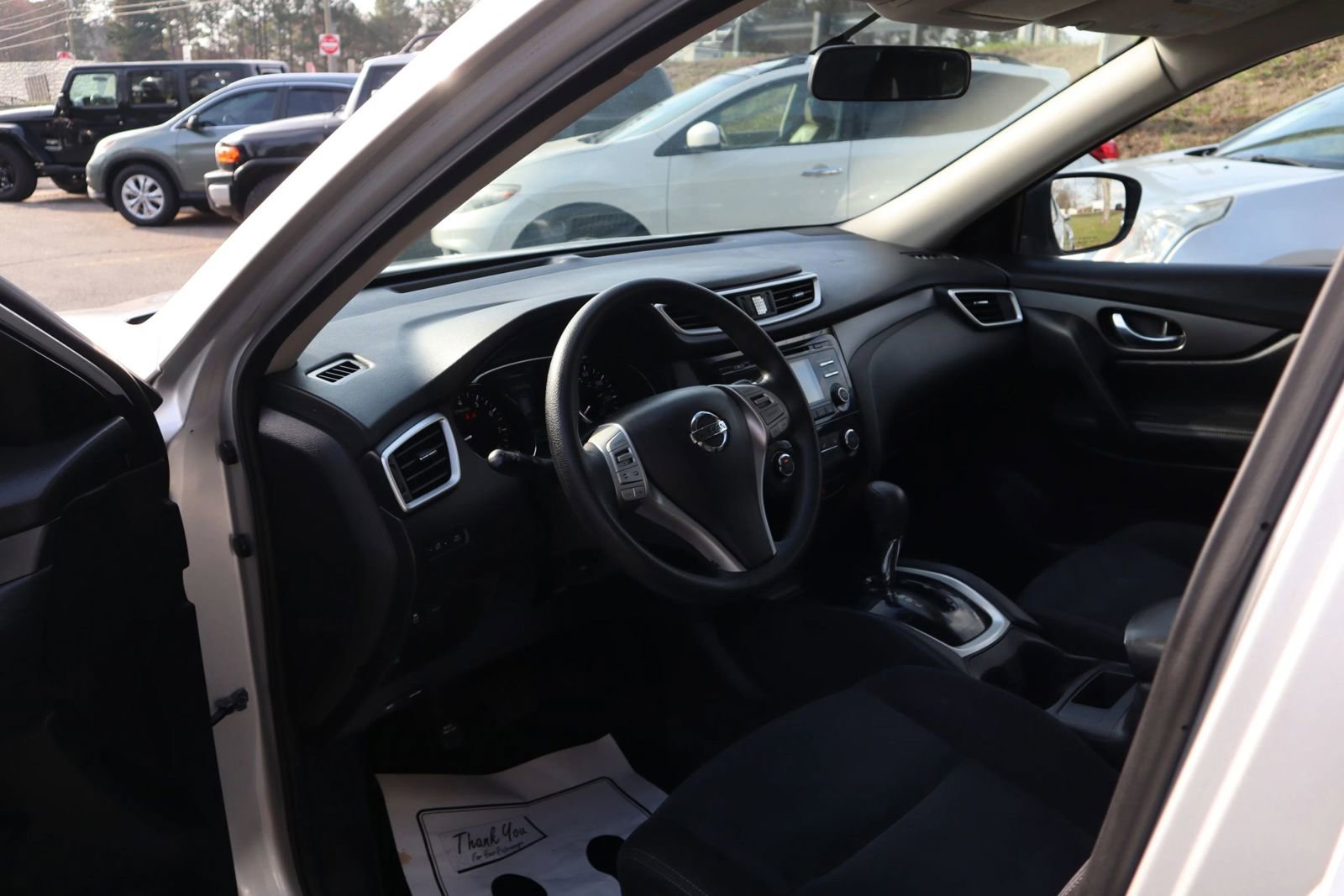 Used 2016 Nissan Rogue S image 8