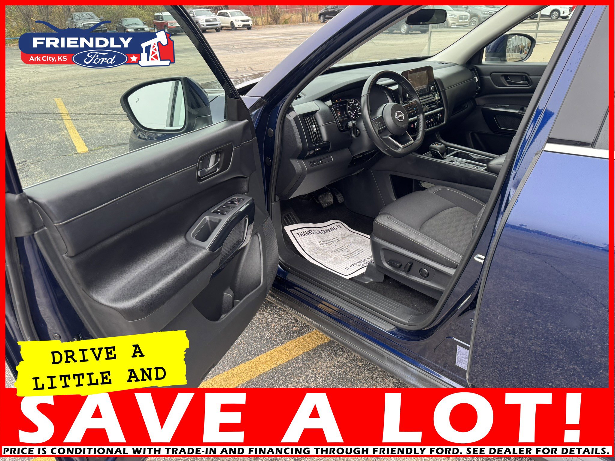 Used 2024 Nissan Pathfinder SV image 15