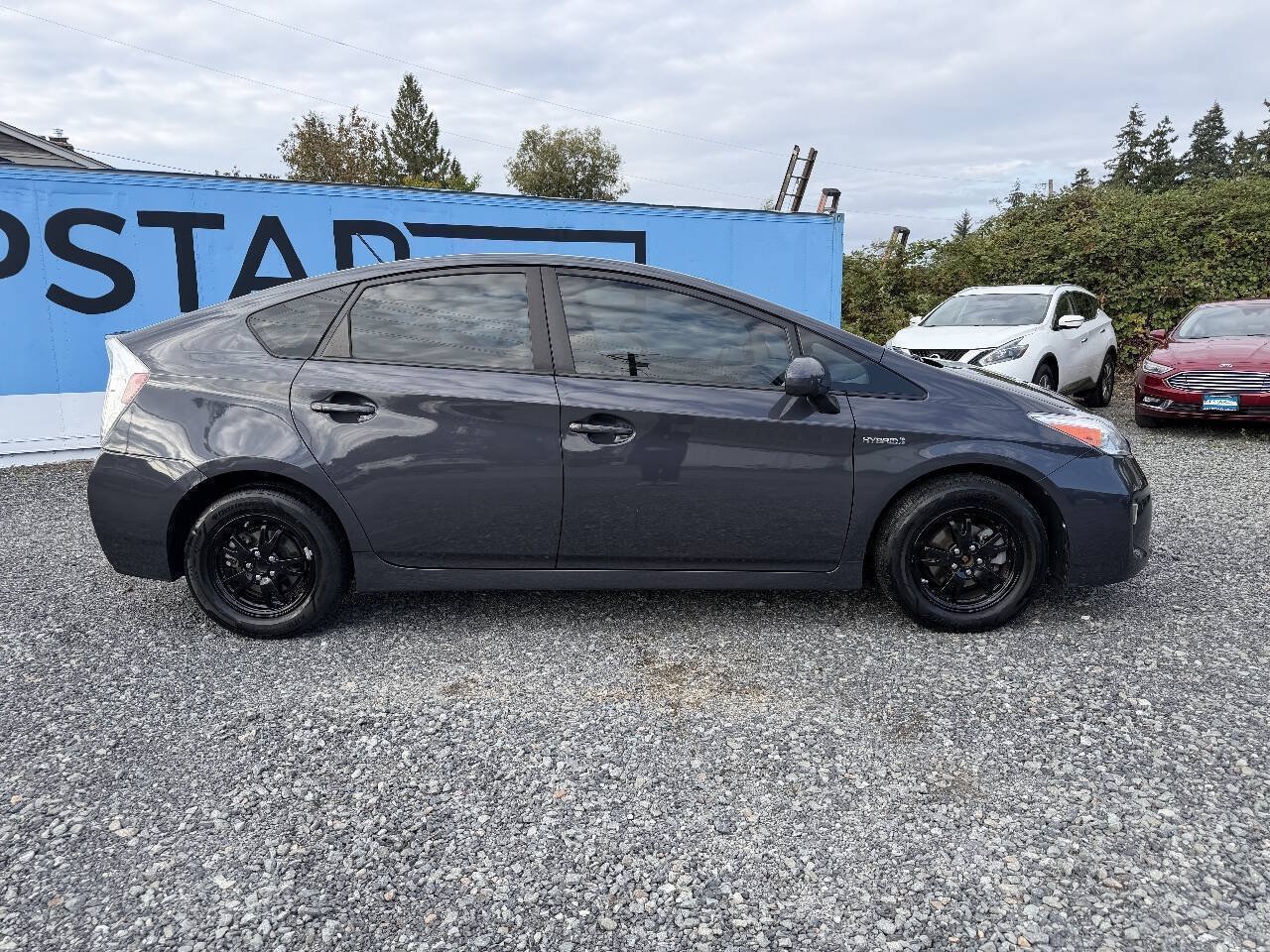 Used 2015 Toyota Prius Three FWD image 2