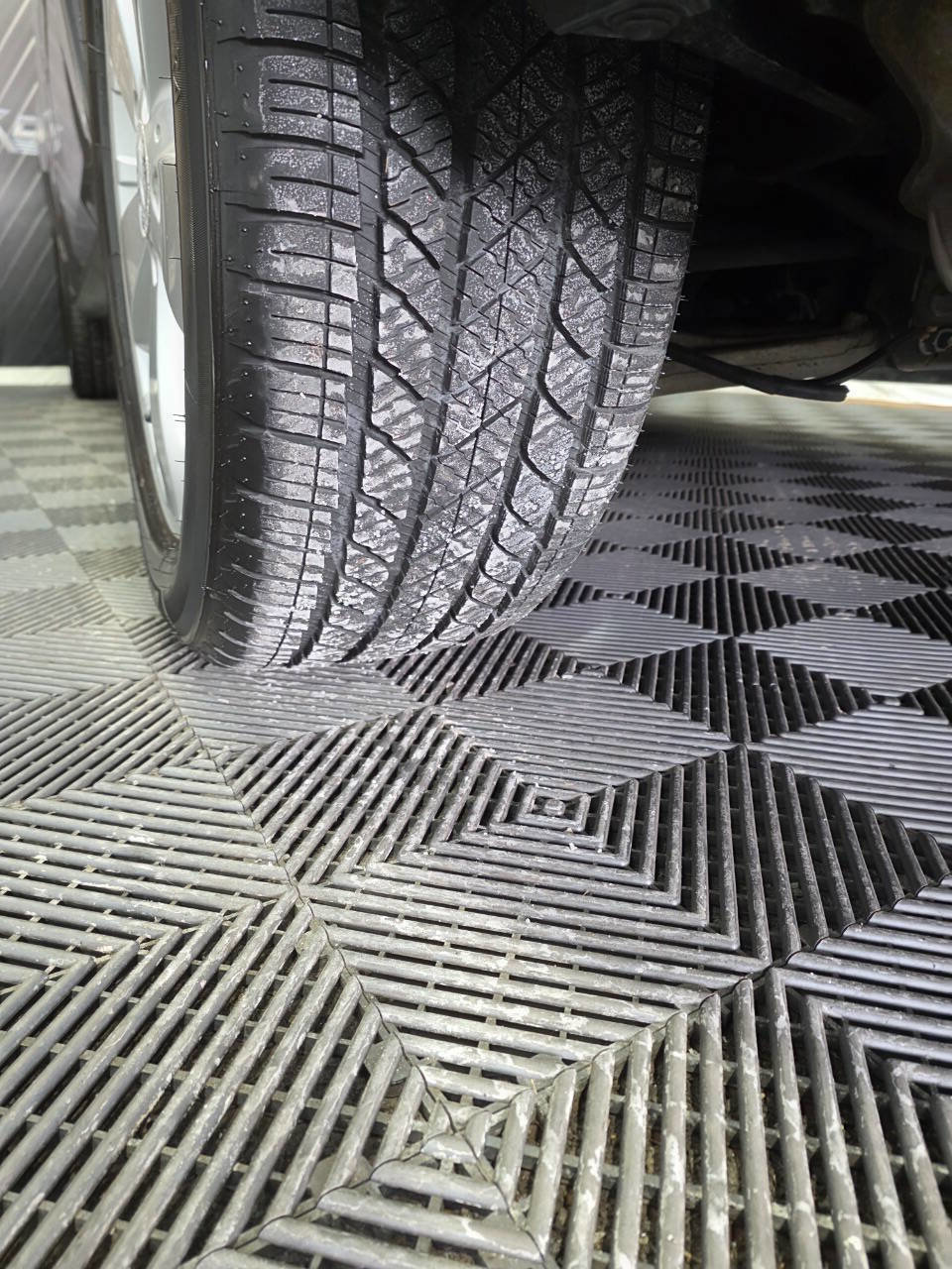 Used 2010 Mercedes-Benz ML 350 2WD image 34