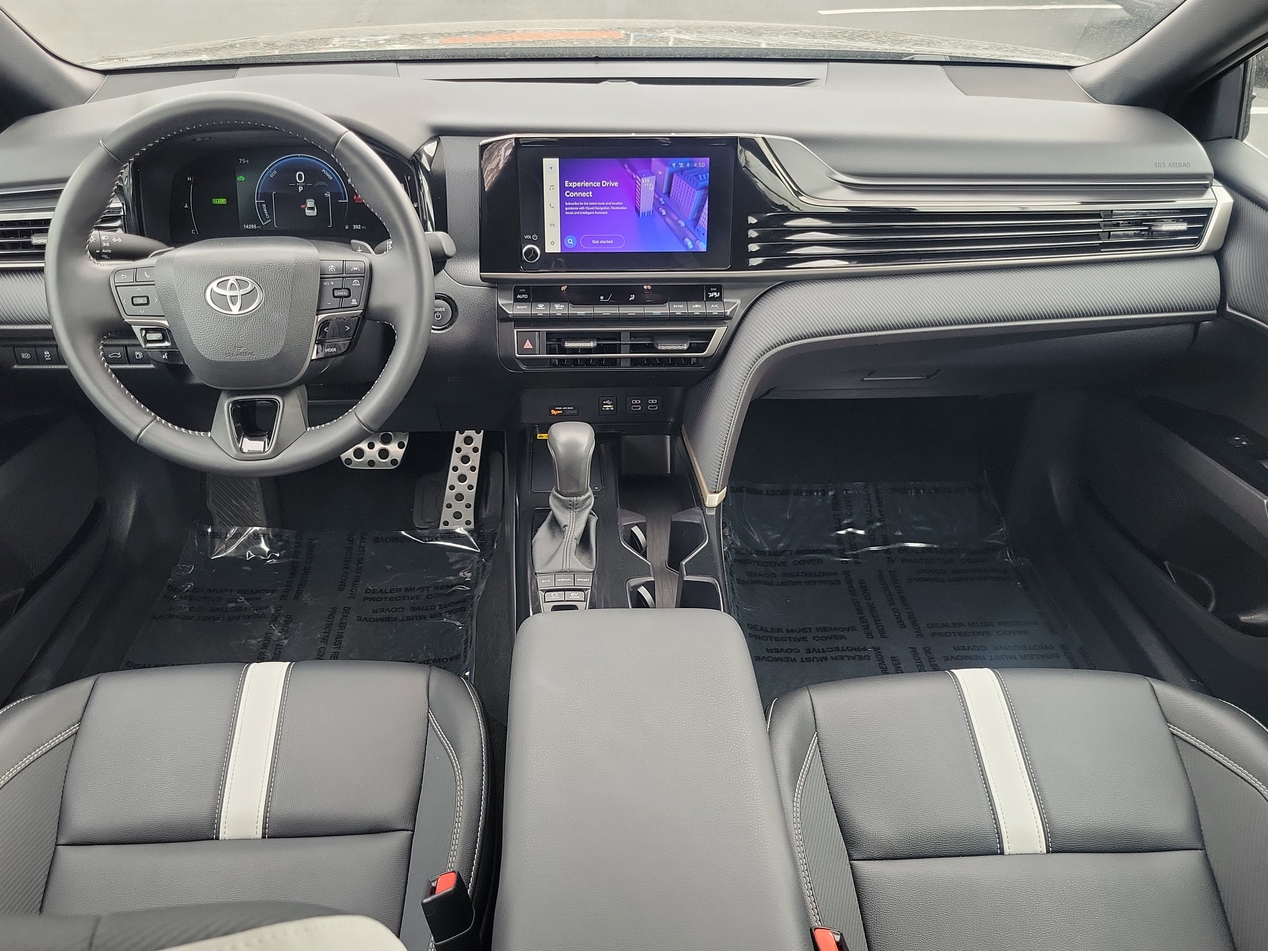Certified 2025 Toyota Camry SE image 9