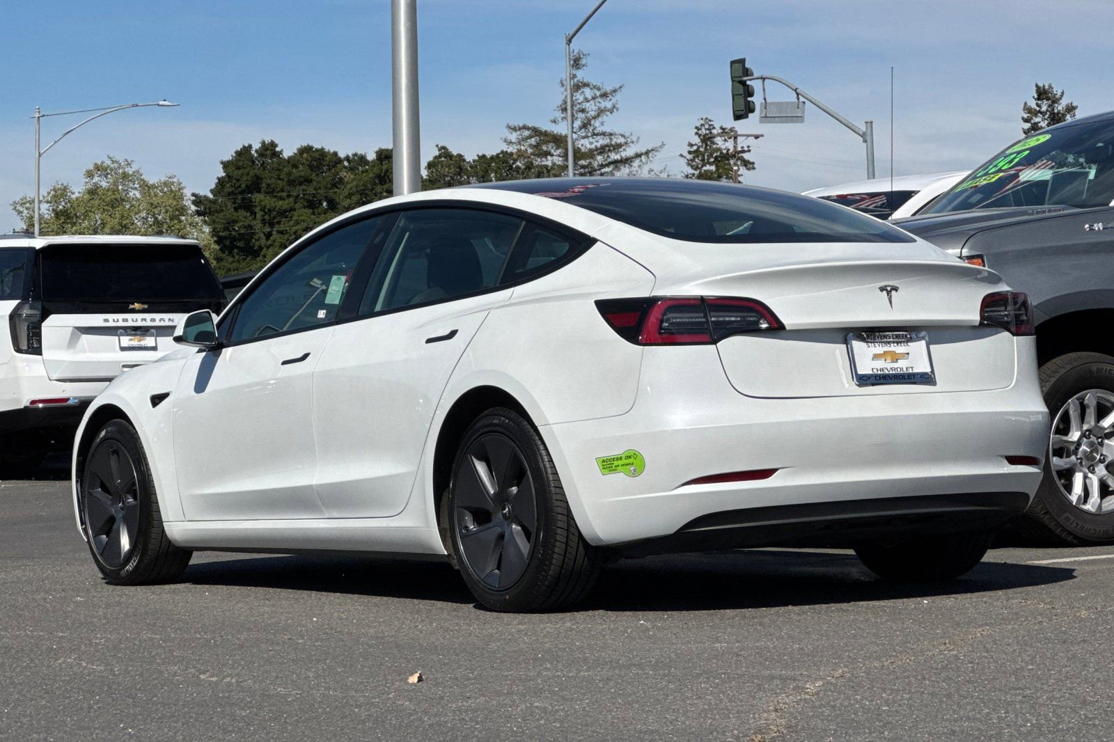 Used 2023 Tesla Model 3 Standard Range image 7