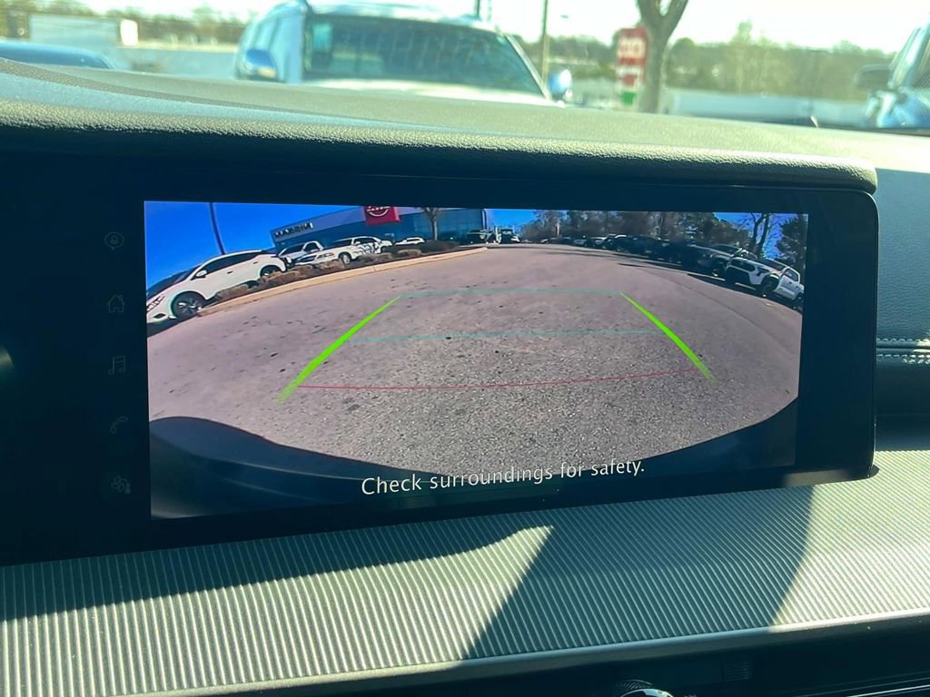 Certified 2025 Nissan Murano SV image 36