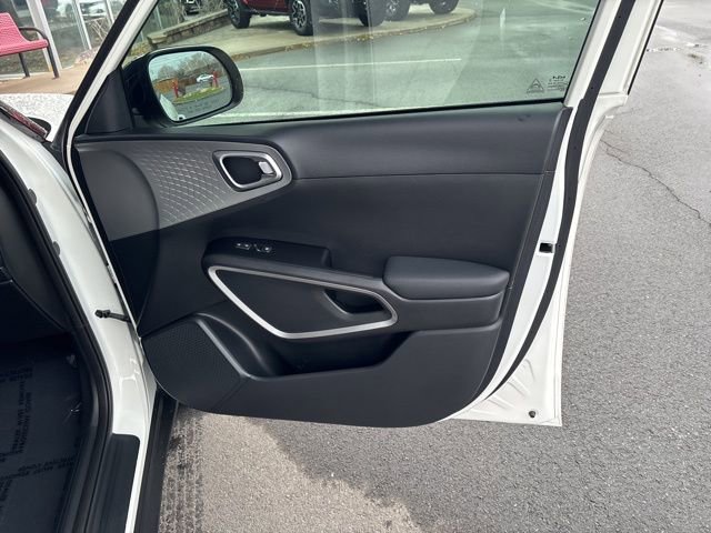 Used 2024 Kia Soul S image 33