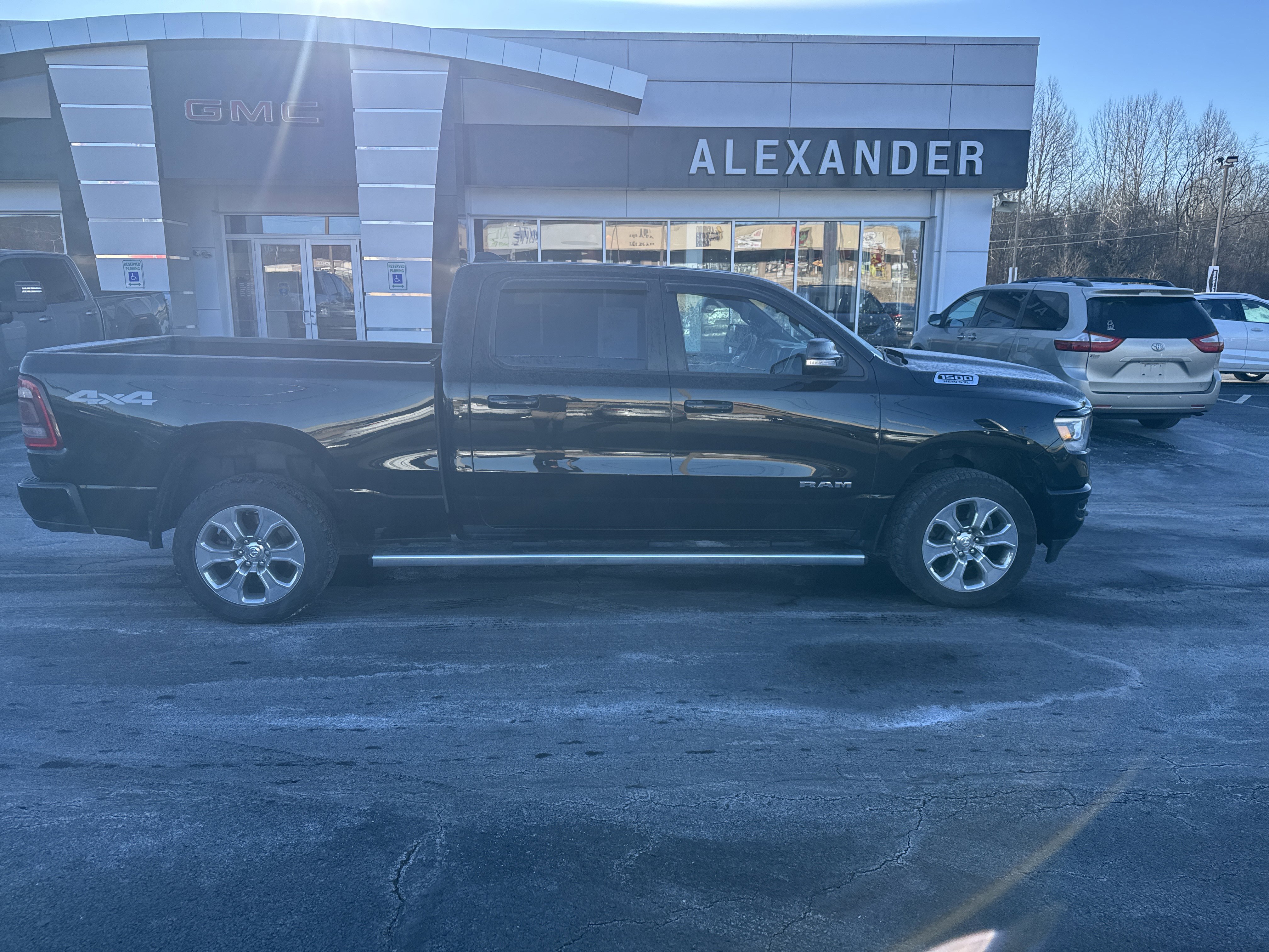 Used 2019 RAM 1500 Big Horn video 2