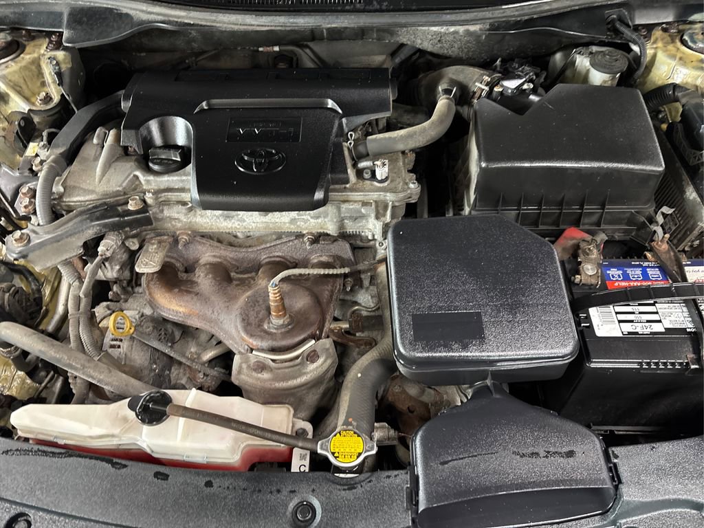 Used 2014 Toyota Camry LE image 13