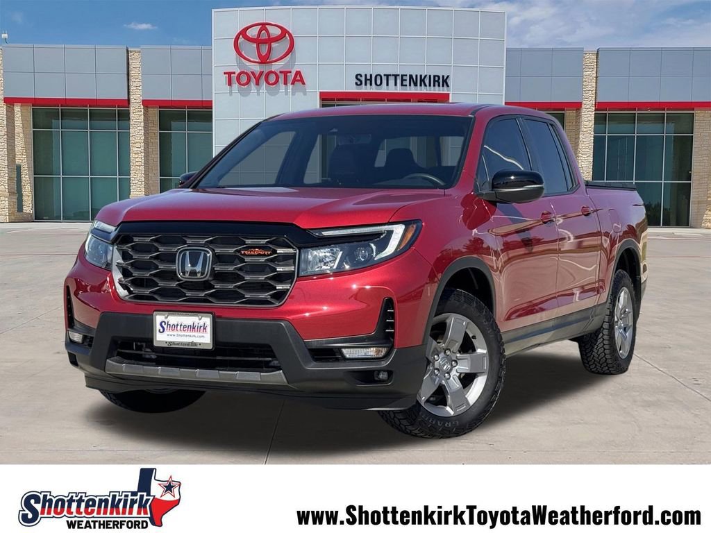 Used 2025 Honda Ridgeline TrailSport image 1