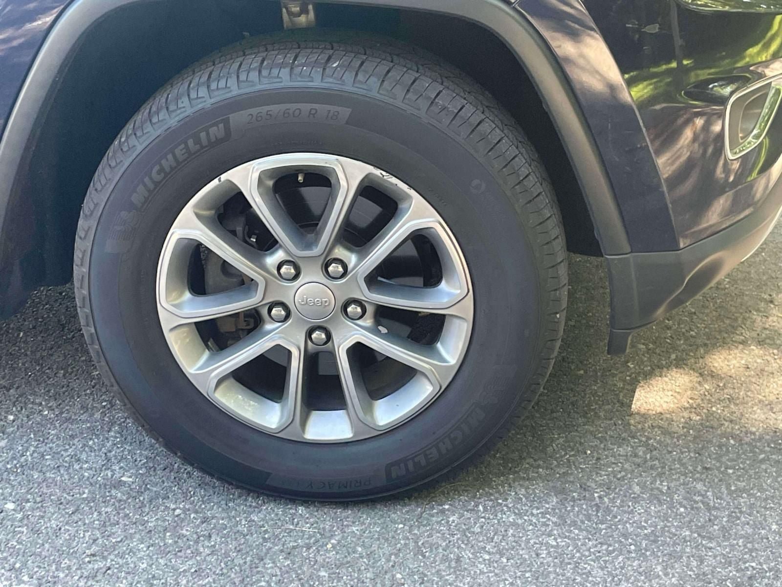 Used 2016 Jeep Grand Cherokee Limited AWD/4WD image 7