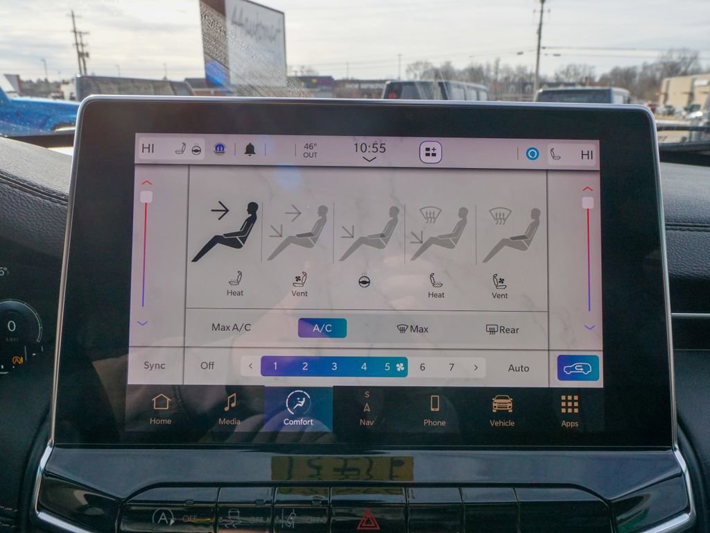 Used 2022 Jeep Compass Limited w/ (RED) Package image 27