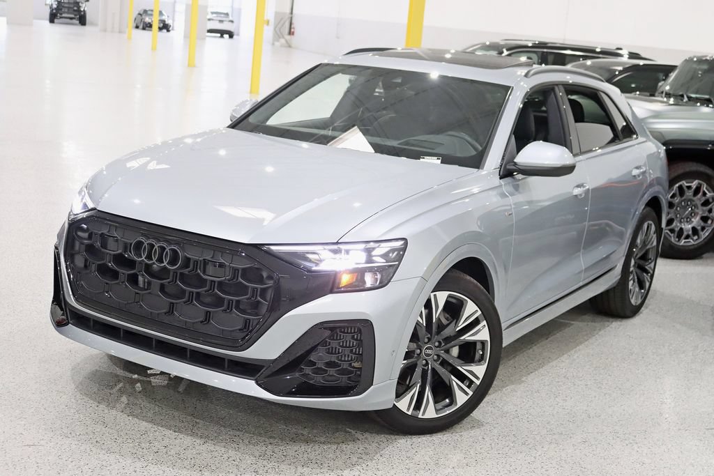 Used 2025 Audi Q8 Prestige AWD/4WD image 5