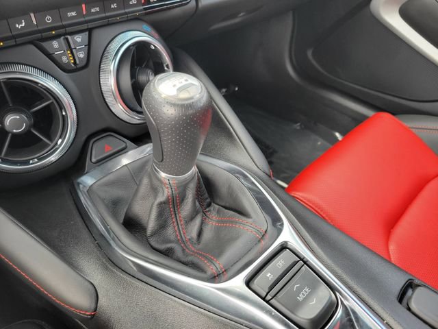 Used 2022 Chevrolet Camaro LT w/ RS Package image 23