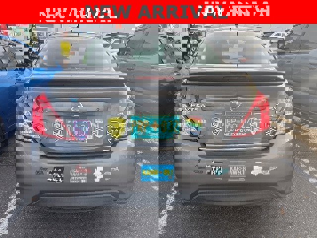 Used 2018 Nissan Versa SV w/ SV Special Edition image 5