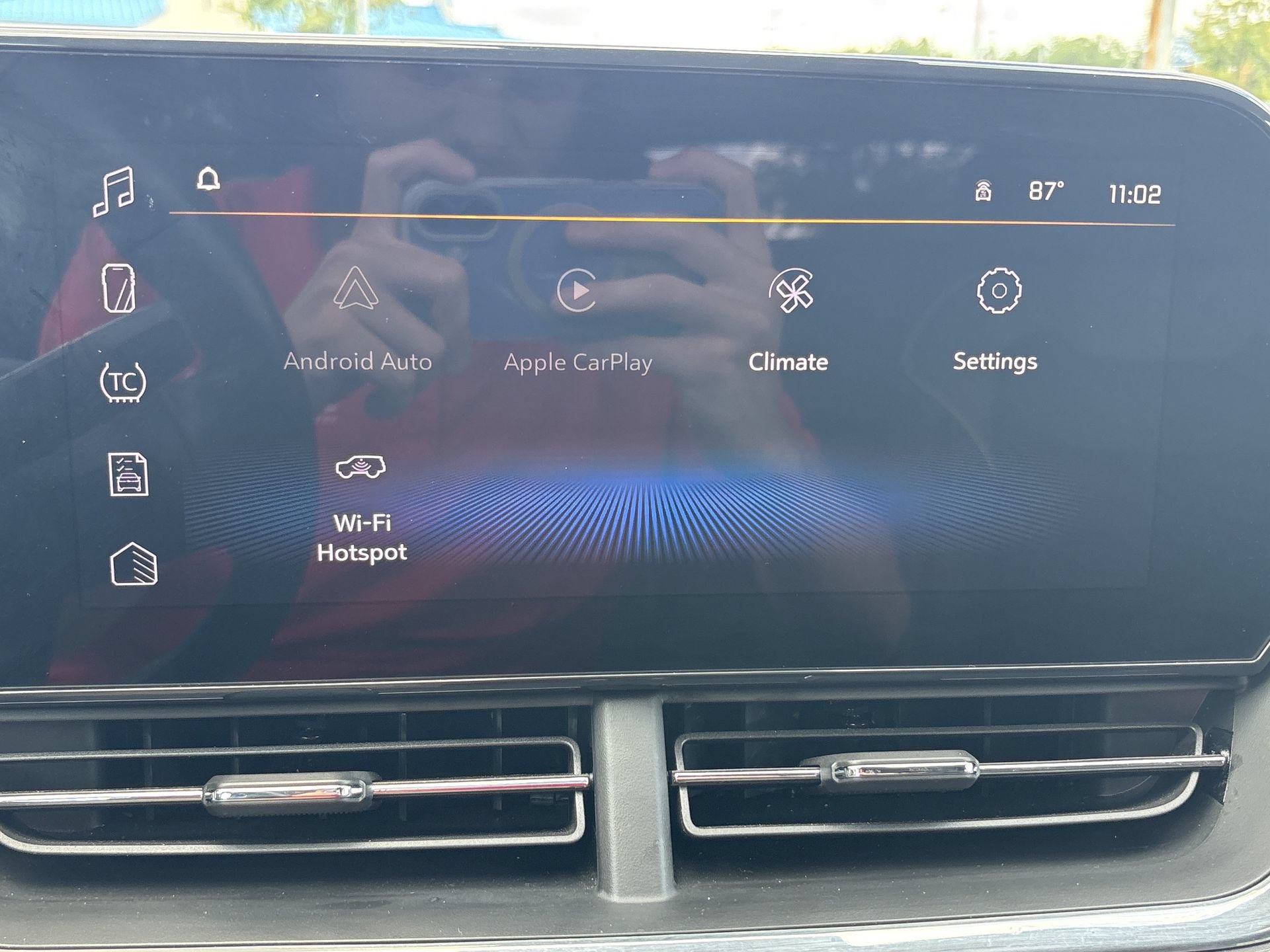 Used 2024 Chevrolet Trax ACTIV w/ Driver Confidence Package FWD image 6