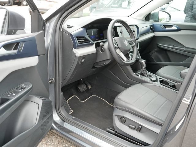 Certified 2023 Volkswagen Taos SE w/ Black Wheel Package AWD/4WD image 12