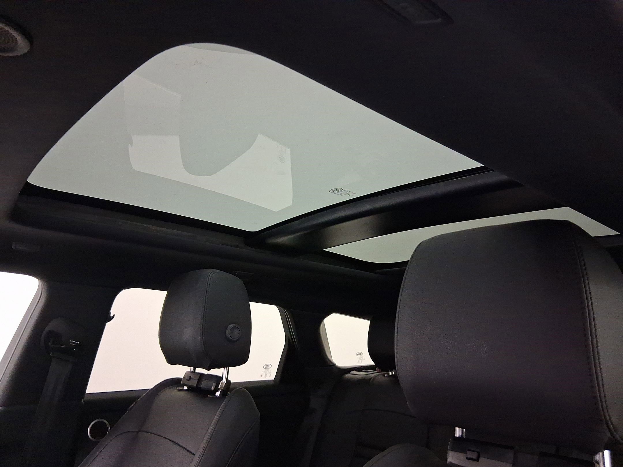 Used 2026 Land Rover Range Rover Evoque S image 13