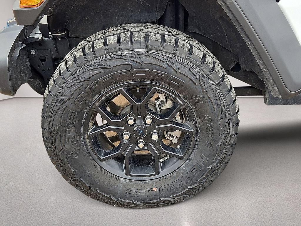 Used 2024 Jeep Wrangler Unlimited AWD/4WD image 10