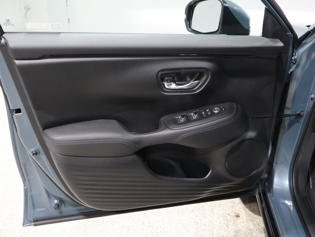 Used 2024 Honda HR-V EX-L image 13