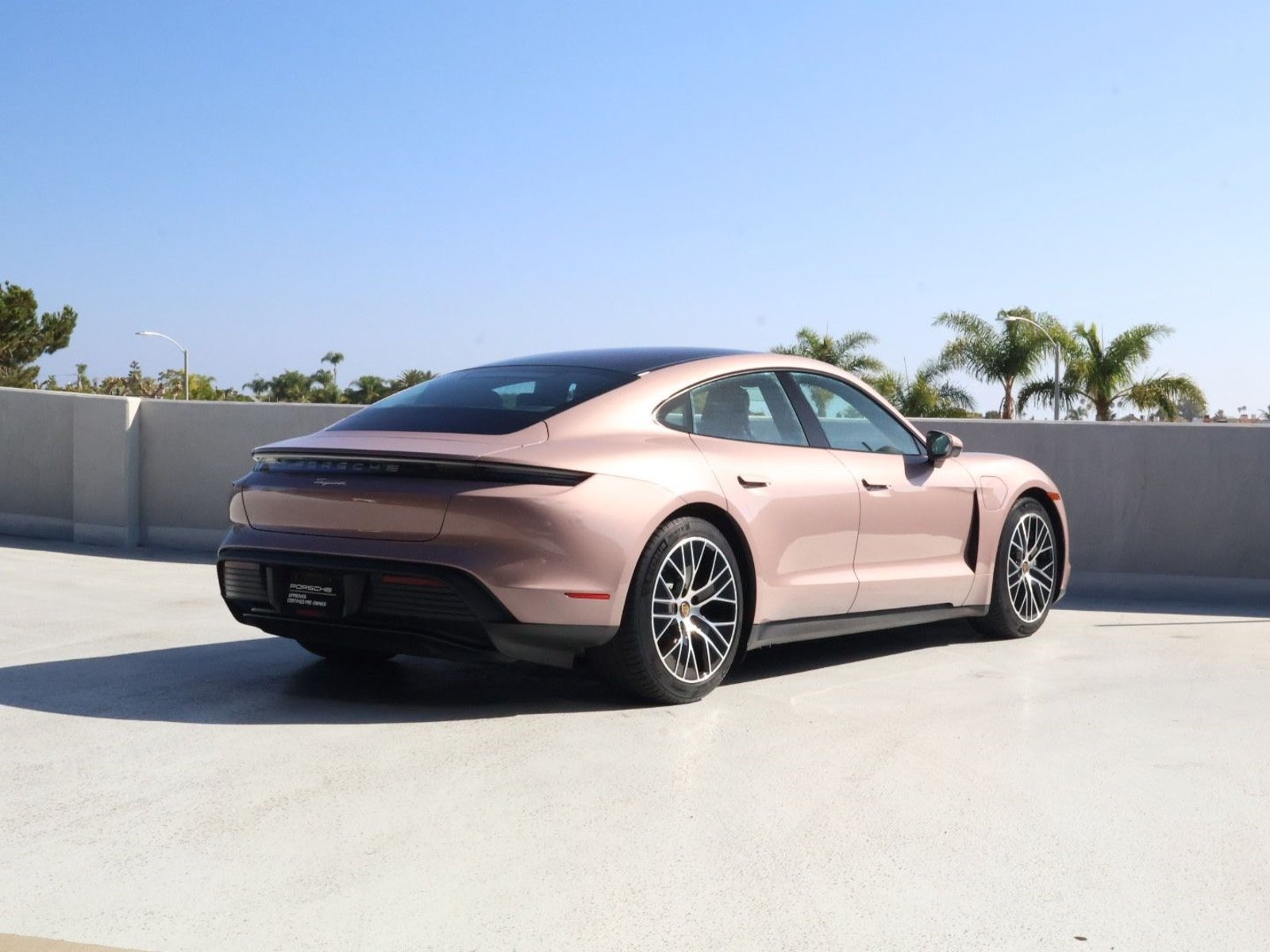 Certified 2023 Porsche Taycan w/ Premium Package RWD image 9