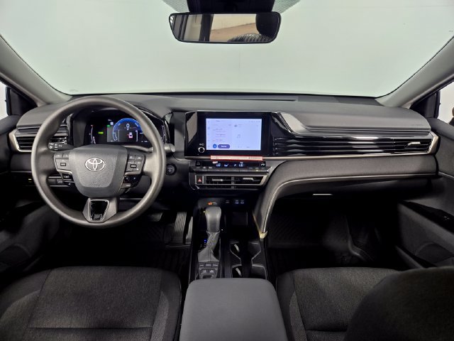 Used 2026 Toyota Camry LE w/ Convenience Package FWD image 25