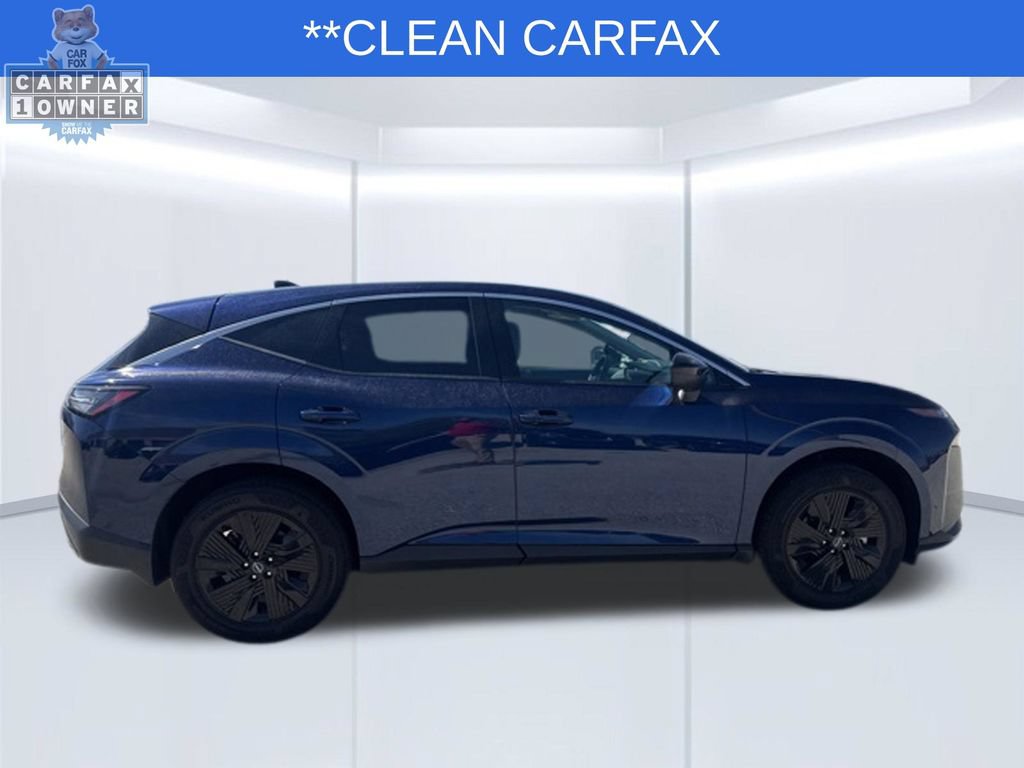 Used 2025 Nissan Murano SV AWD/4WD image 2