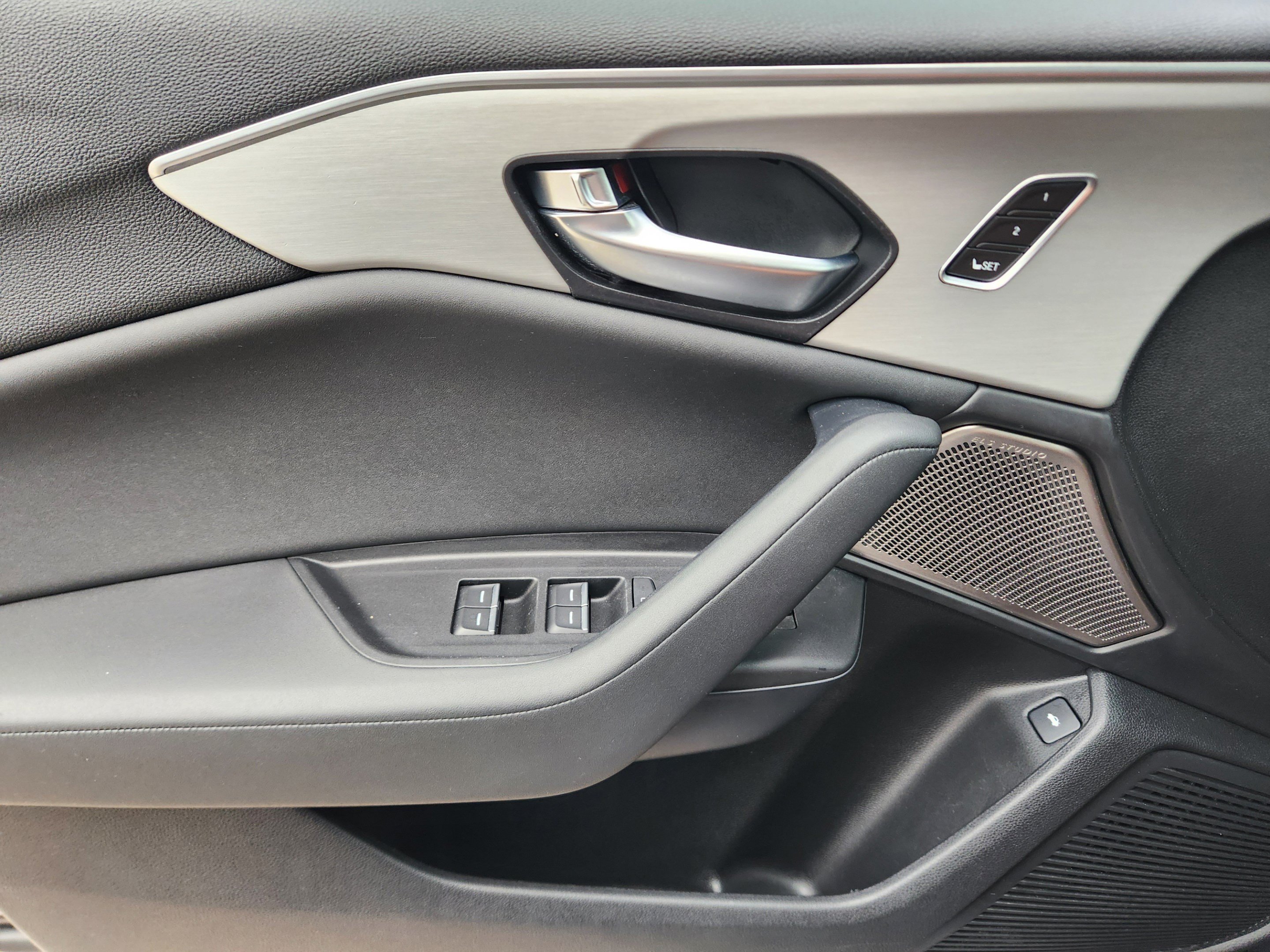 Used 2023 Acura TLX w/ Technology Package FWD image 19