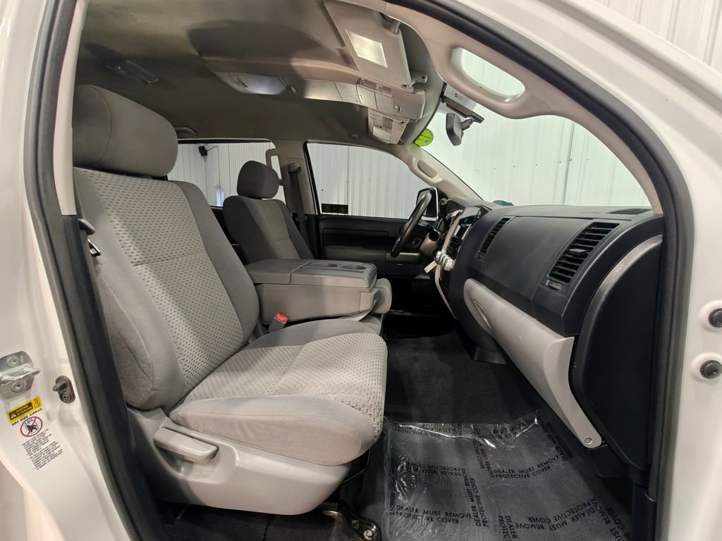 Used 2012 Toyota Tundra 4x4 CrewMax w/ Tow Pkg image 23