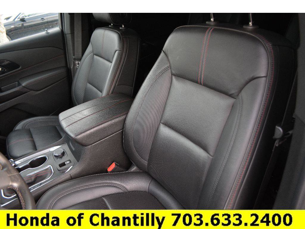 Used 2023 Chevrolet Traverse RS FWD image 20