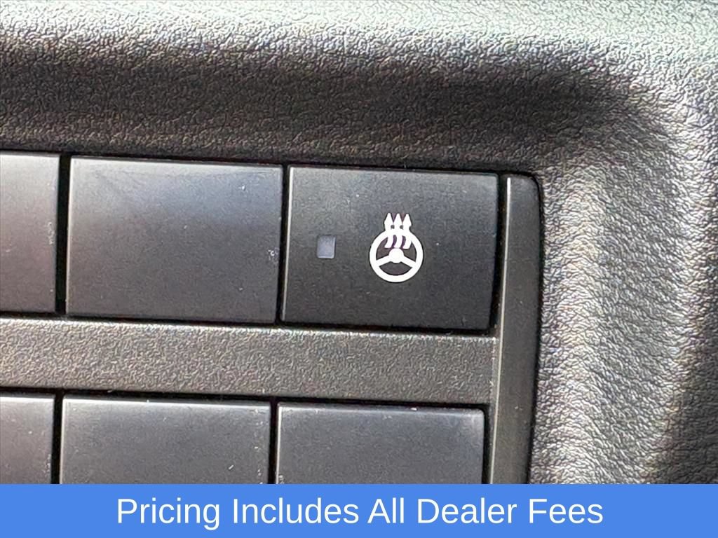 Used 2024 Nissan Kicks SR w/ SR Premium Package FWD image 15
