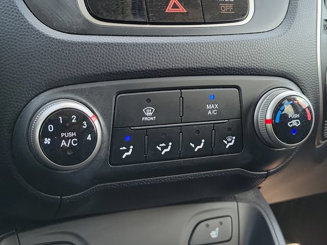 Used 2011 Hyundai Tucson GLS AWD/4WD image 28