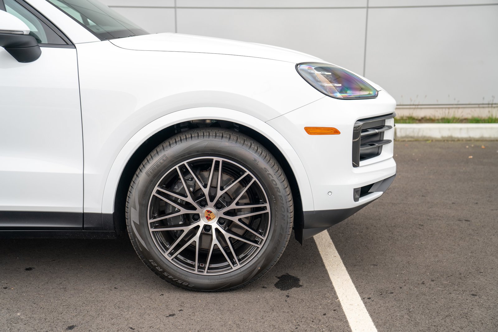 Certified 2026 Porsche Cayenne AWD/4WD image 9