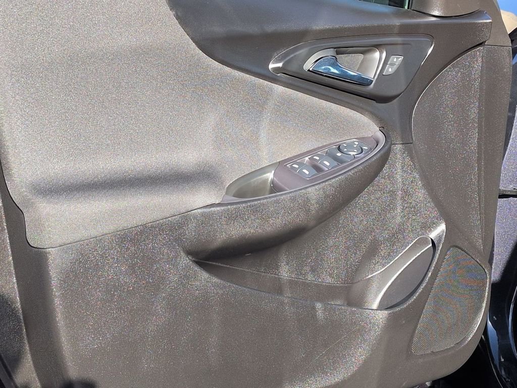 Used 2023 Chevrolet Malibu LT FWD image 25