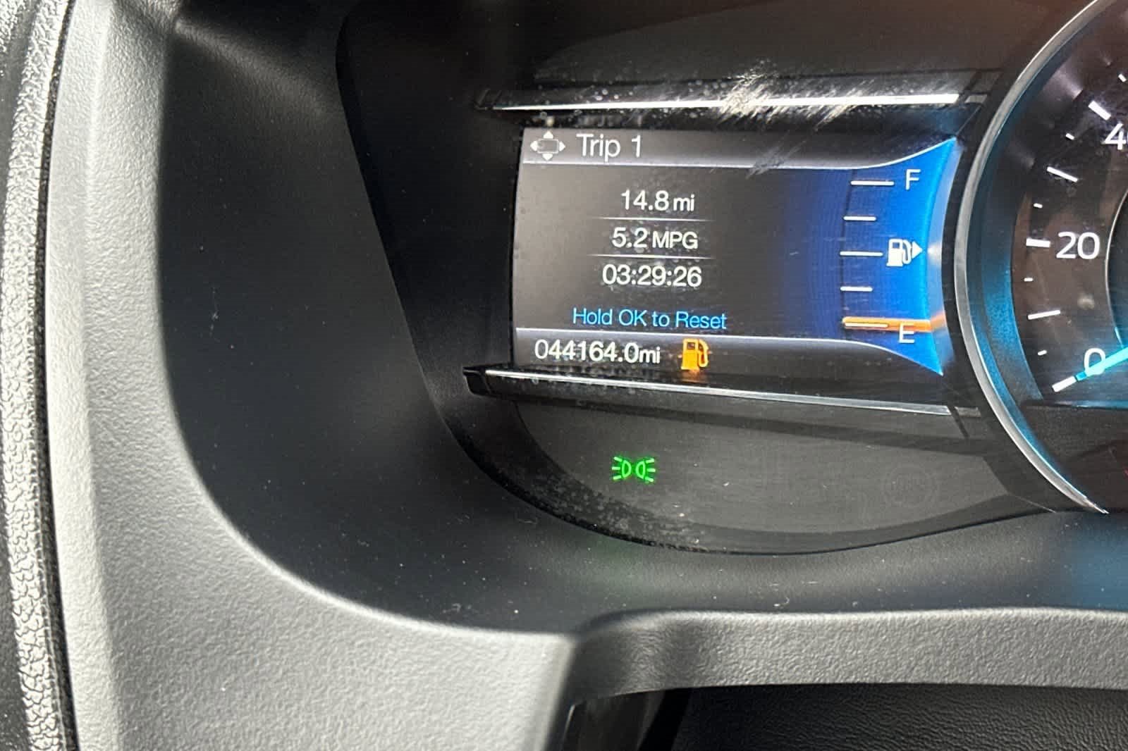 Used 2018 Ford Explorer XLT w/ Equipment Group 202A image 28