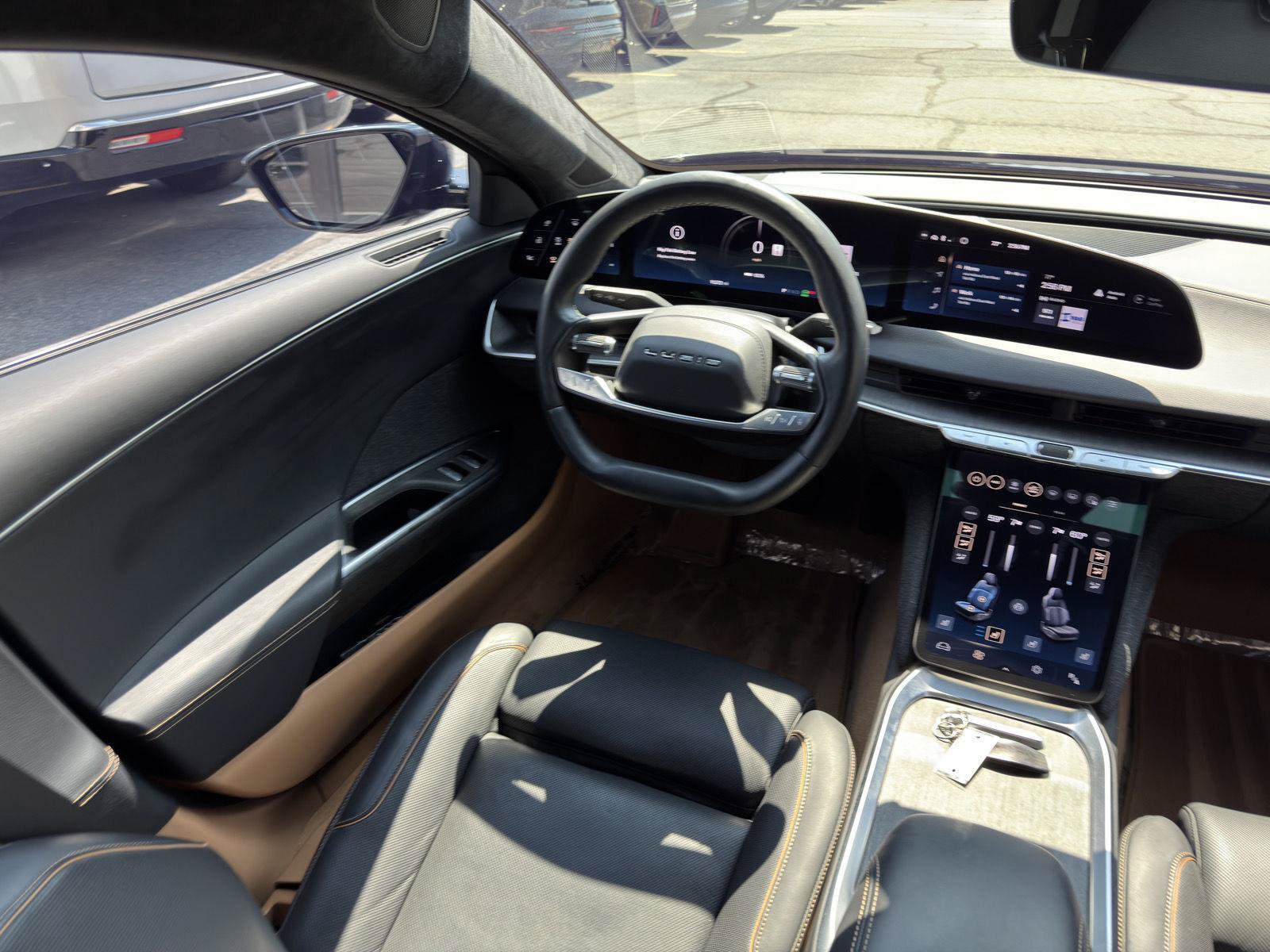 Used 2025 Lucid Air Touring AWD/4WD image 40