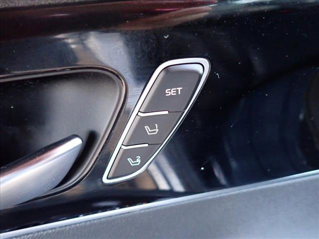 Used 2018 Kia Sorento SX image 17