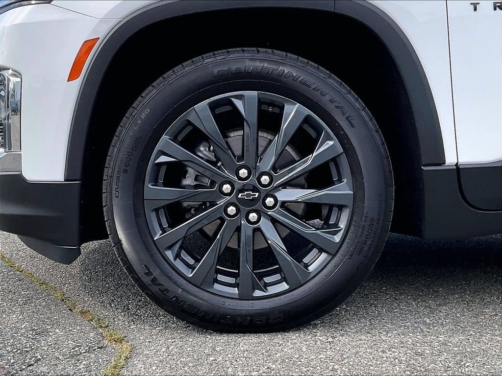 Used 2023 Chevrolet Traverse RS w/ LPO, Floor Liner Package AWD/4WD image 7