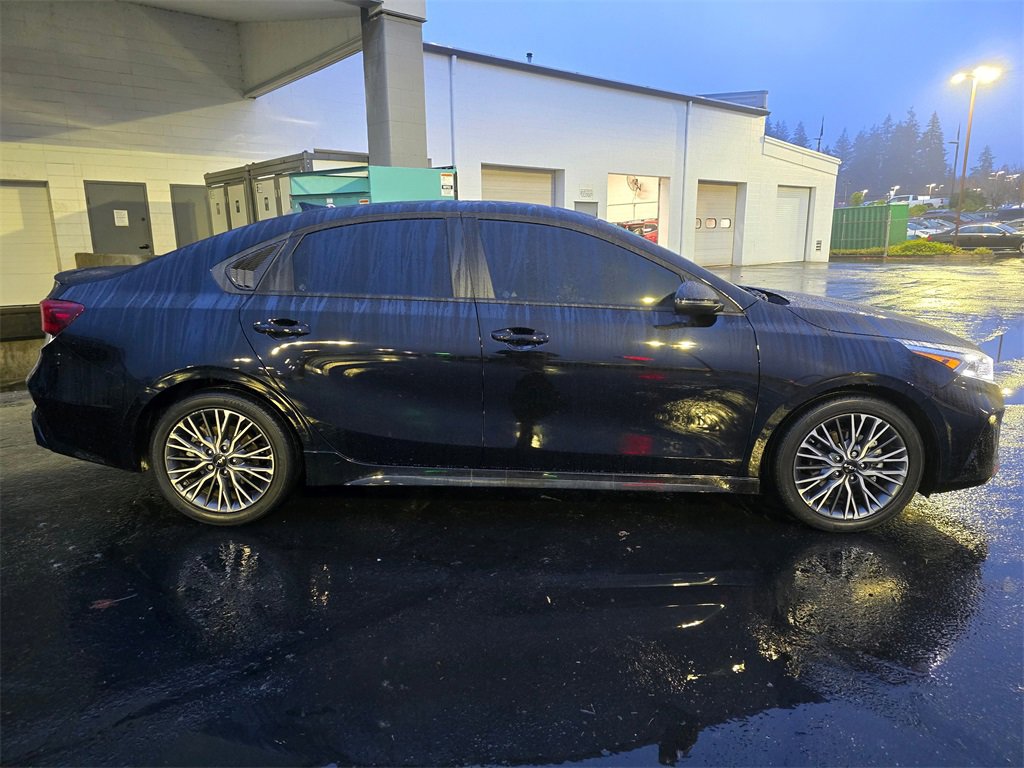 Used 2024 Kia Forte GT-Line w/ GT-Line Premium Package image 3