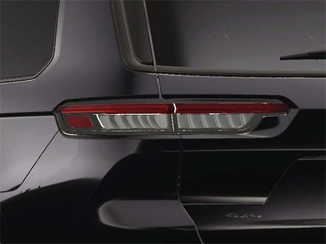 New 2025 Jeep Grand Cherokee L Summit w/ High Altitude Package image 12