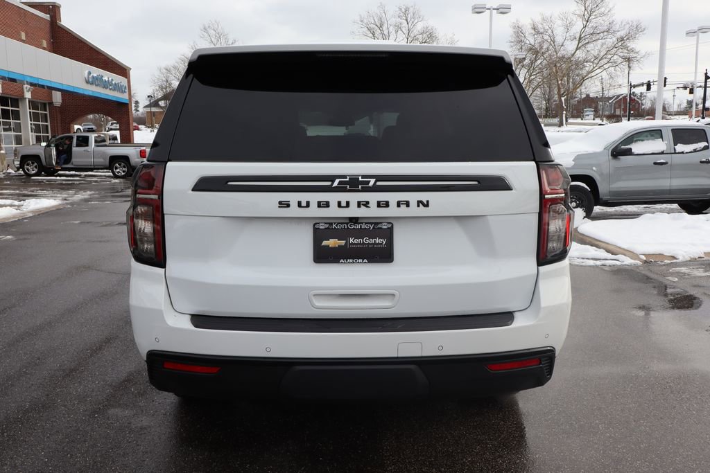 Used 2023 Chevrolet Suburban Z71 w/ Luxury Package image 39